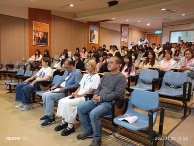 114.11.21-名人演講-瑞恩