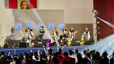 114.9.5-新生演唱會社團展演(吉他、街舞、瑪拿尼該)