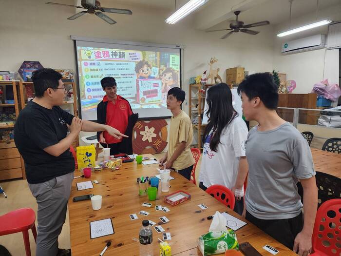 『好好說話․我的想法我來說』~資源教室辦理人際溝通成長團體，陪伴學生在遊戲中學習表達與理解圖片