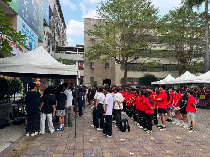 五專月會 各項生活教育宣導(含內埔警局交安防詐騙宣教)。圖片